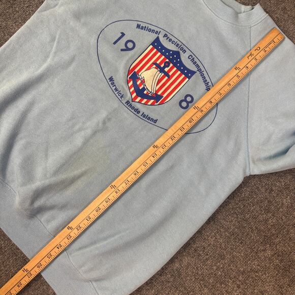 Vintage Sweatshirt Size Large Blue Warwick Rhode Island Ice Skating - Picture 6 of 8